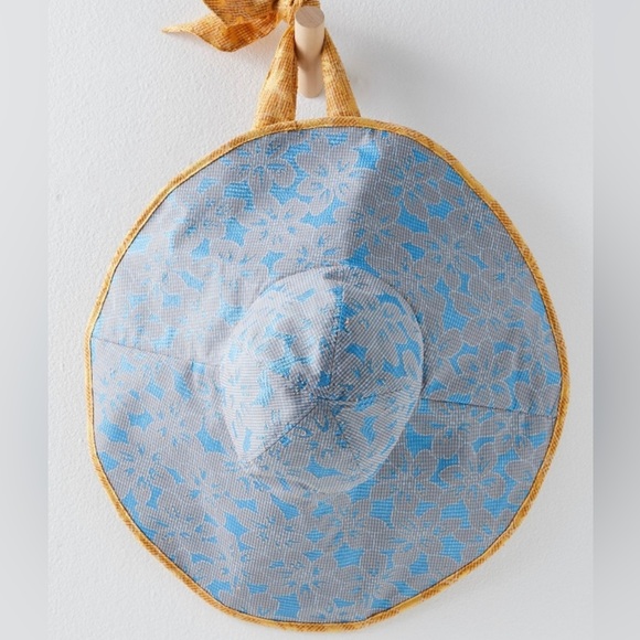Free People | Field Day Jacquard Bucket Hat - Picture 1 of 2